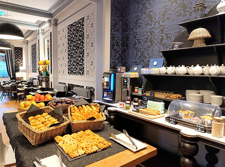 Petit déjeuner à l'Hôtel de Paris à Besançon